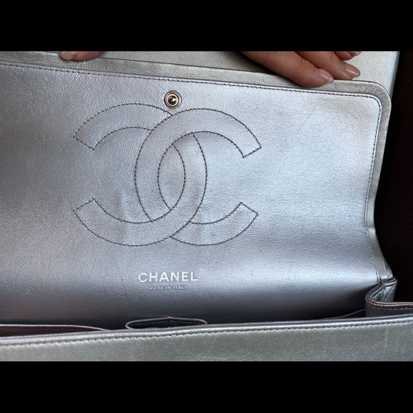 Chanel jumbo double flap Lambskin bag - Picture 9 of 11